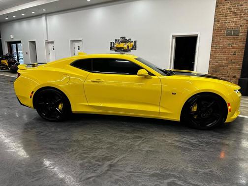 Yellow 2016 Chevrolet Camaro 2SS