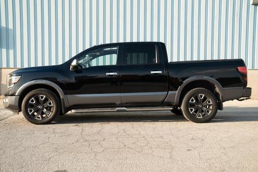 2020 Nissan Titan Platinum Reserve