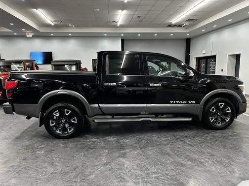 2020 Nissan Titan Platinum Reserve
