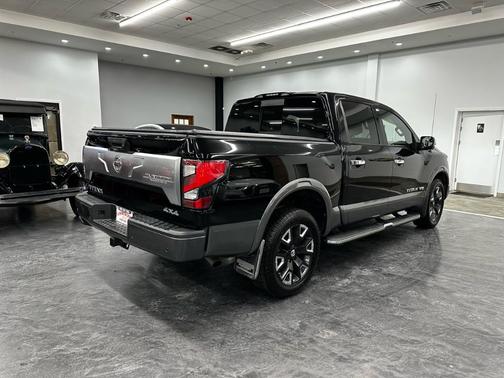 2020 Nissan Titan Platinum Reserve