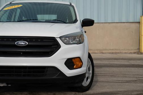 2019 Ford Escape S