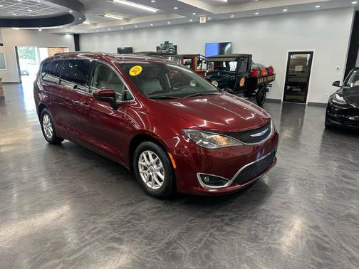2021 Chrysler Voyager LXI