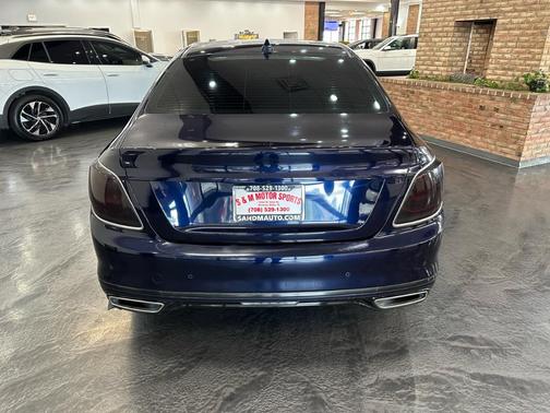 2019 Kia K900 Luxury