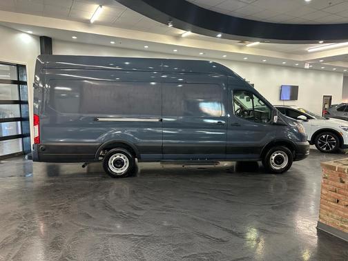 2020 Ford Transit-250 Base