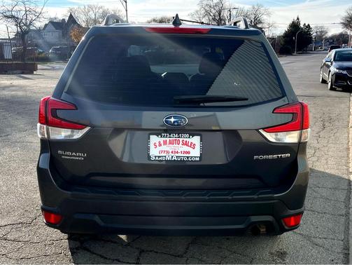 2021 Subaru Forester Base (CVT)