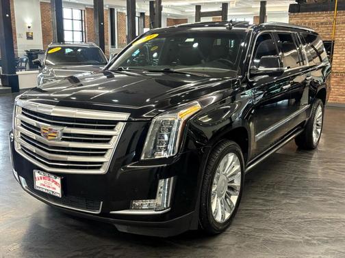 2019 Cadillac Escalade ESV Platinum