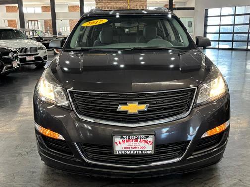 2017 Chevrolet Traverse LS