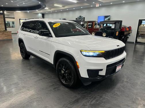 2024 Jeep Grand Cherokee L Laredo