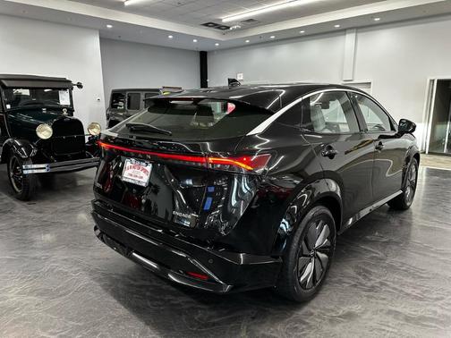 Black 2023 Nissan ARIYA ENGAGE FWD