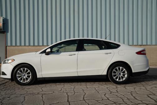 2015 Ford Fusion S