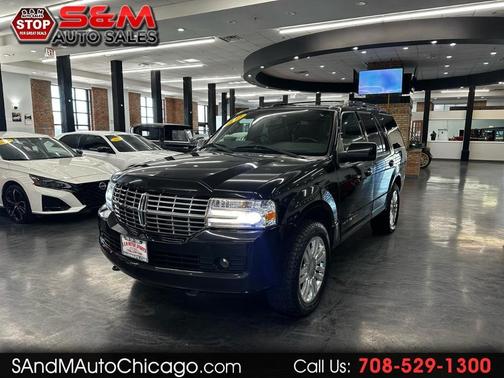 Black 2012 Lincoln Navigator Base