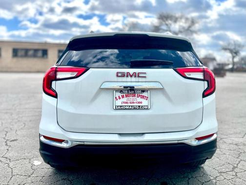 2022 GMC Terrain SLT