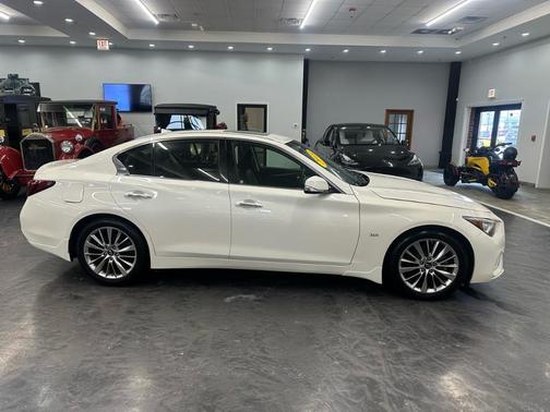 2018 INFINITI Q50 3.0t LUXE
