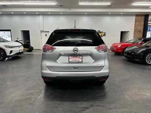 2015 Nissan Rogue SV