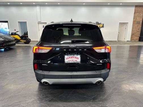 2021 Ford Escape SEL