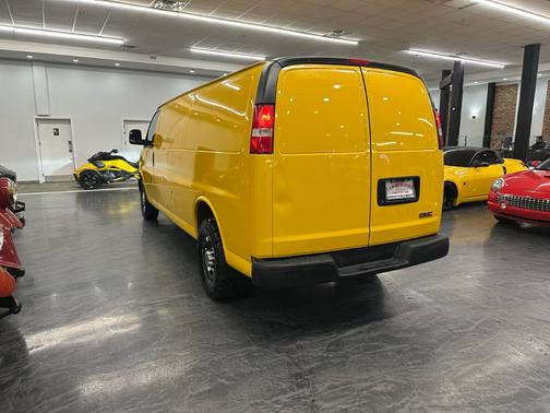 2017 GMC Savana 2500 Work Van