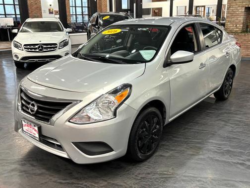 2016 Nissan Versa 1.6 SV