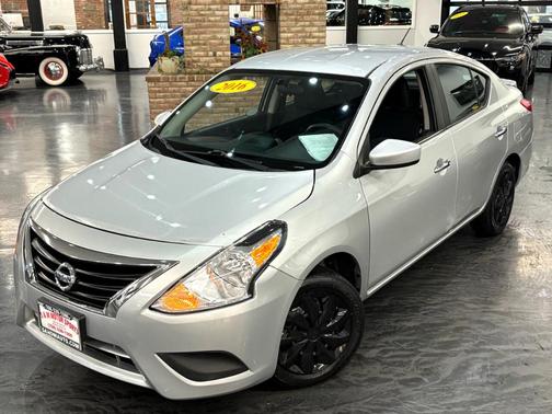 2016 Nissan Versa 1.6 SV