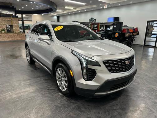 2022 Cadillac XT4 Premium Luxury