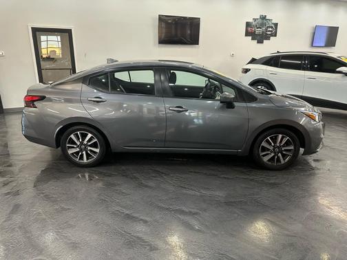 2021 Nissan Versa 1.6 SV