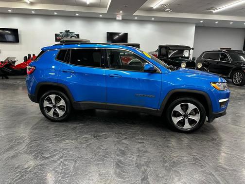 Blue 2018 Jeep Compass Latitude
