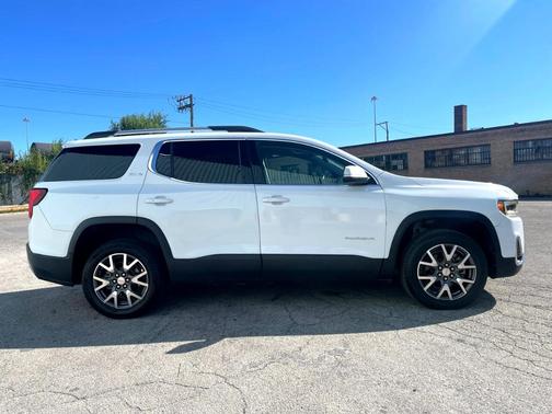 2020 GMC Acadia SLE