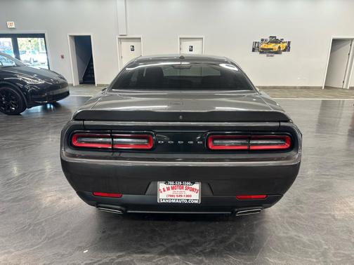 2018 Dodge Challenger SXT