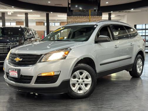 2017 Chevrolet Traverse LS