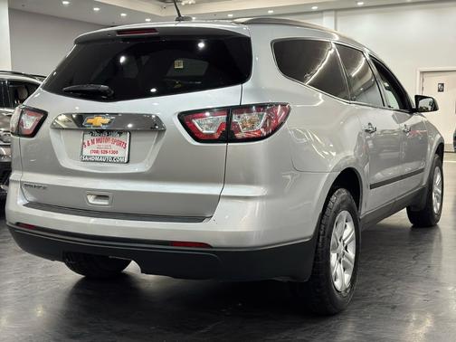 2017 Chevrolet Traverse LS