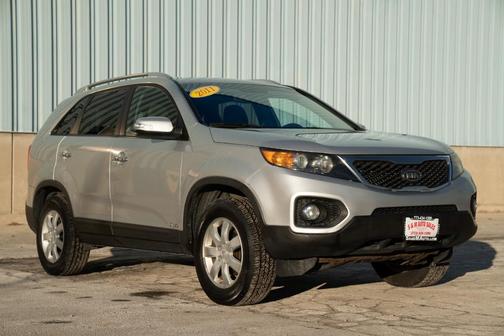 2011 Kia Sorento LX