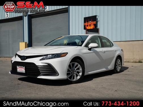 2024 Toyota Camry LE