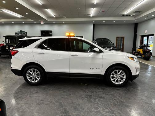 White 2020 Chevrolet Equinox 1LT