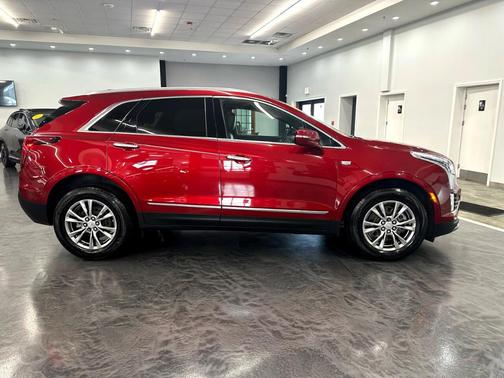 2021 Cadillac XT5 Premium Luxury