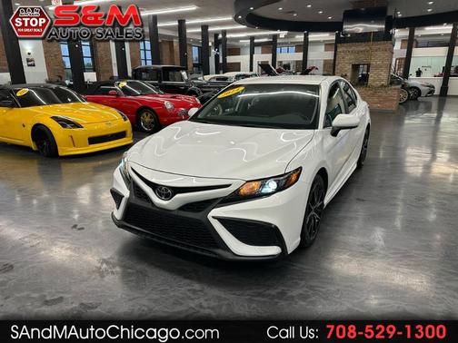 2024 Toyota Camry SE