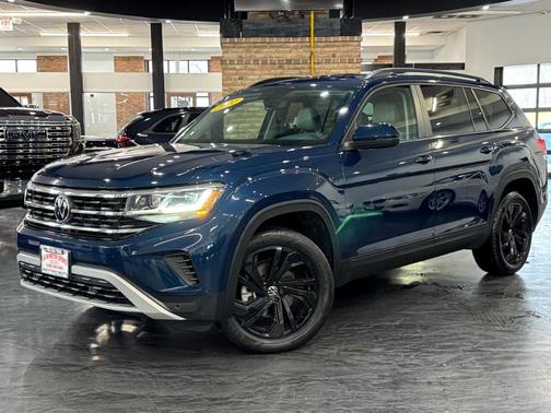 2022 Volkswagen Atlas 3.6L SE w/Technology