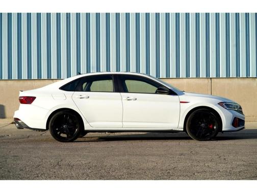 2022 Volkswagen Jetta GLI 2.0T Autobahn