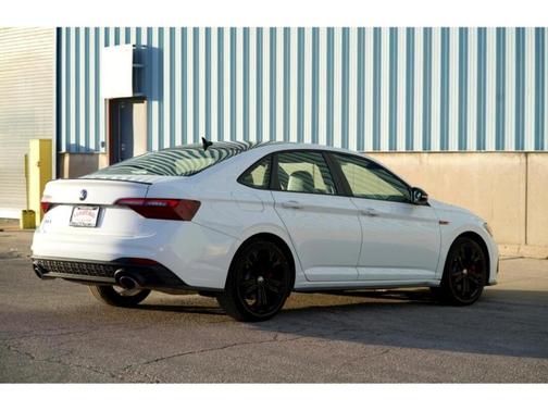 2022 Volkswagen Jetta GLI 2.0T Autobahn