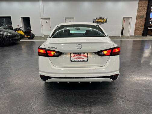 2024 Nissan Altima 2.5 S