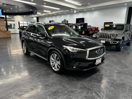 Black 2021 INFINITI QX50 SENSORY