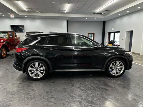 Black 2021 INFINITI QX50 SENSORY