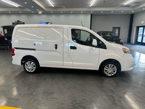 2020 Nissan NV200 SV