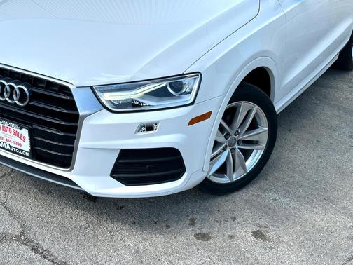 2017 Audi Q3 2.0T Premium Plus