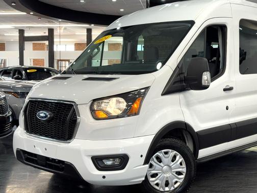 2024 Ford Transit-350 XLT