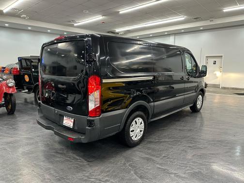 2017 Ford Transit-150 Base