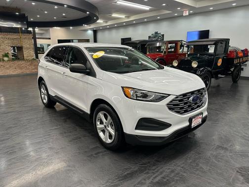 2021 Ford Edge SE