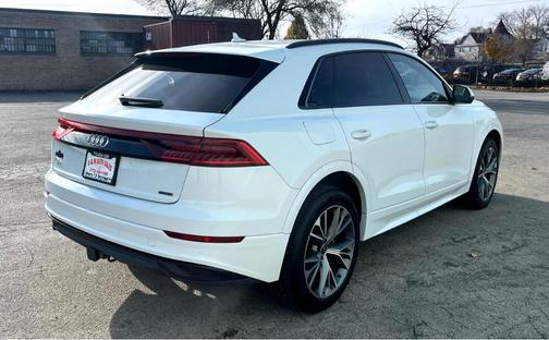 2020 Audi Q8 55 Premium
