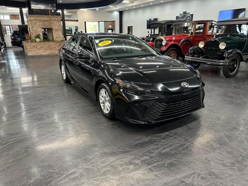 2025 Toyota Camry XLE