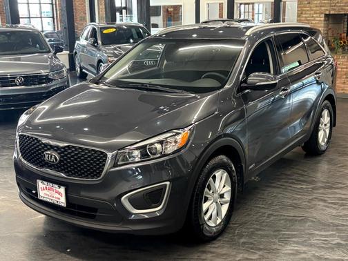 2018 Kia Sorento LX