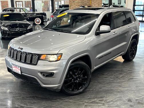 2018 Jeep Grand Cherokee Altitude