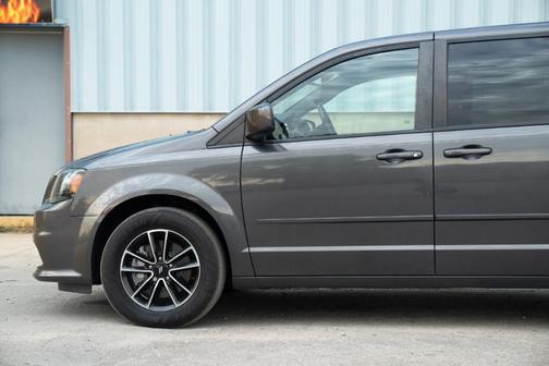 2017 Dodge Grand Caravan SE
